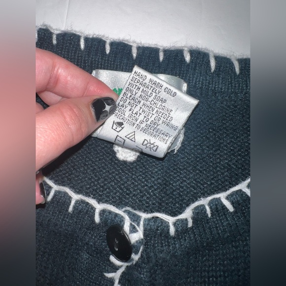 Vintage Snowman Sweater - Picture 4 of 10